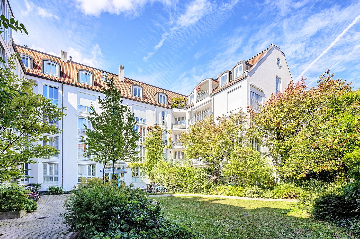 Apartamento de 1 habitación | München-Schwabing | 70249 | ...Innenhofbereich