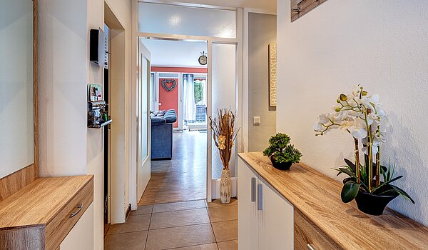 Adosado esquinero de 6 habitaciones | Germering | 70033 | Diele mit Stellfläche