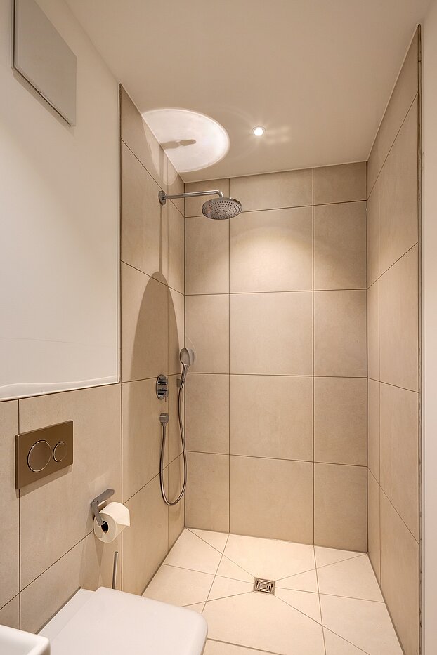 Piso con terraza  de 3 habitaciones | München-Harlaching | 70371 | bodengleicher Dusche