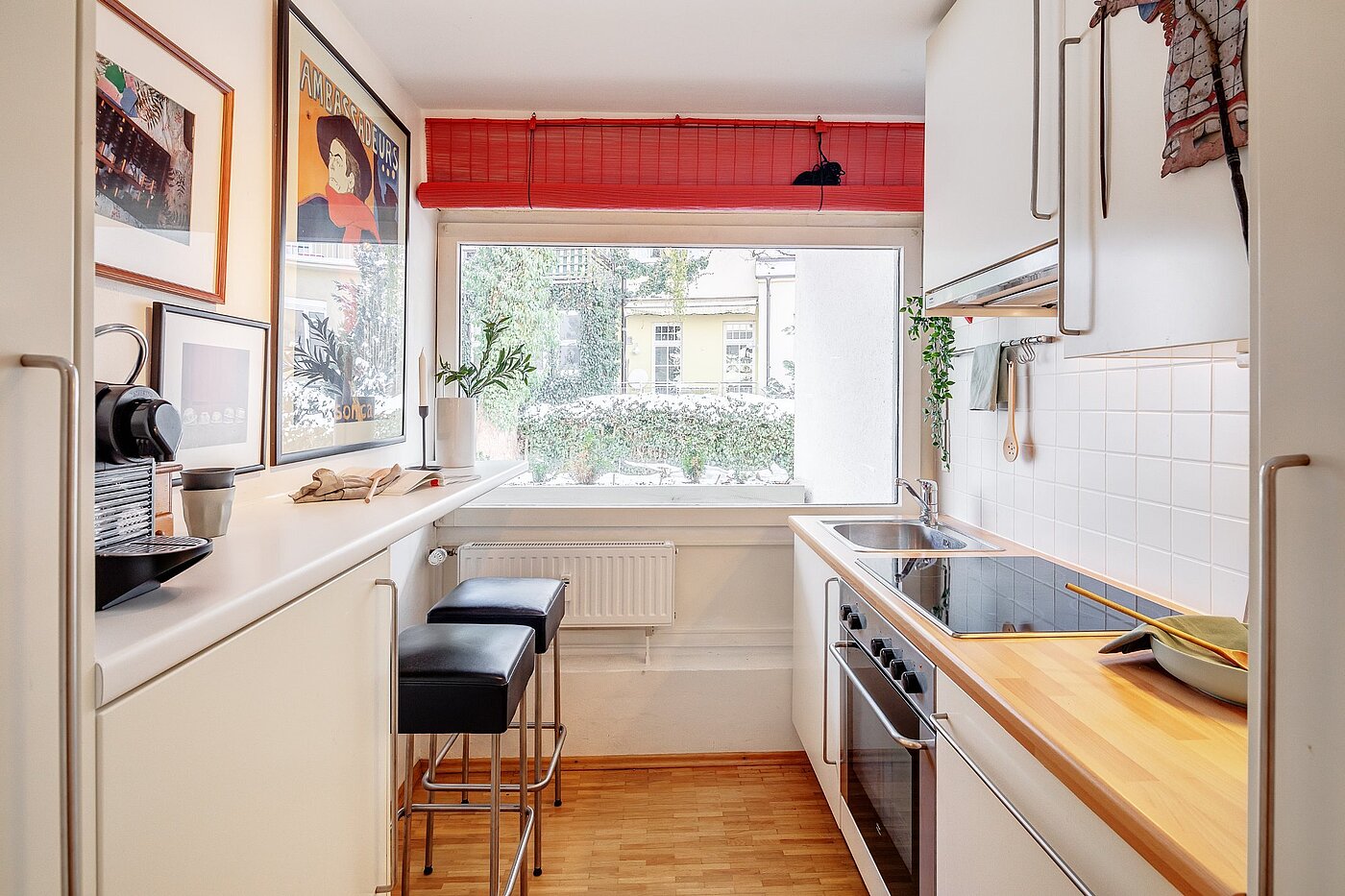 Apartamento de 2 habitaciones | München-Nymphenburg | 2101ML6 | ...Küche mit Süd/Ost Loggia...