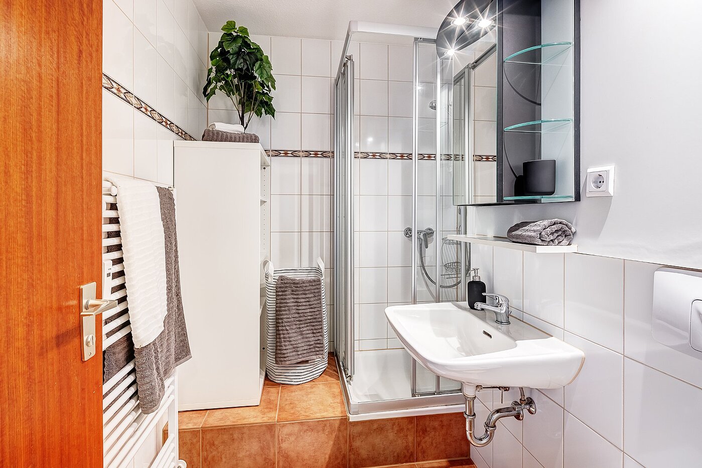 Apartamento de 1 habitación | München-Laim | 2107ML8 | Bad mit Dusche...