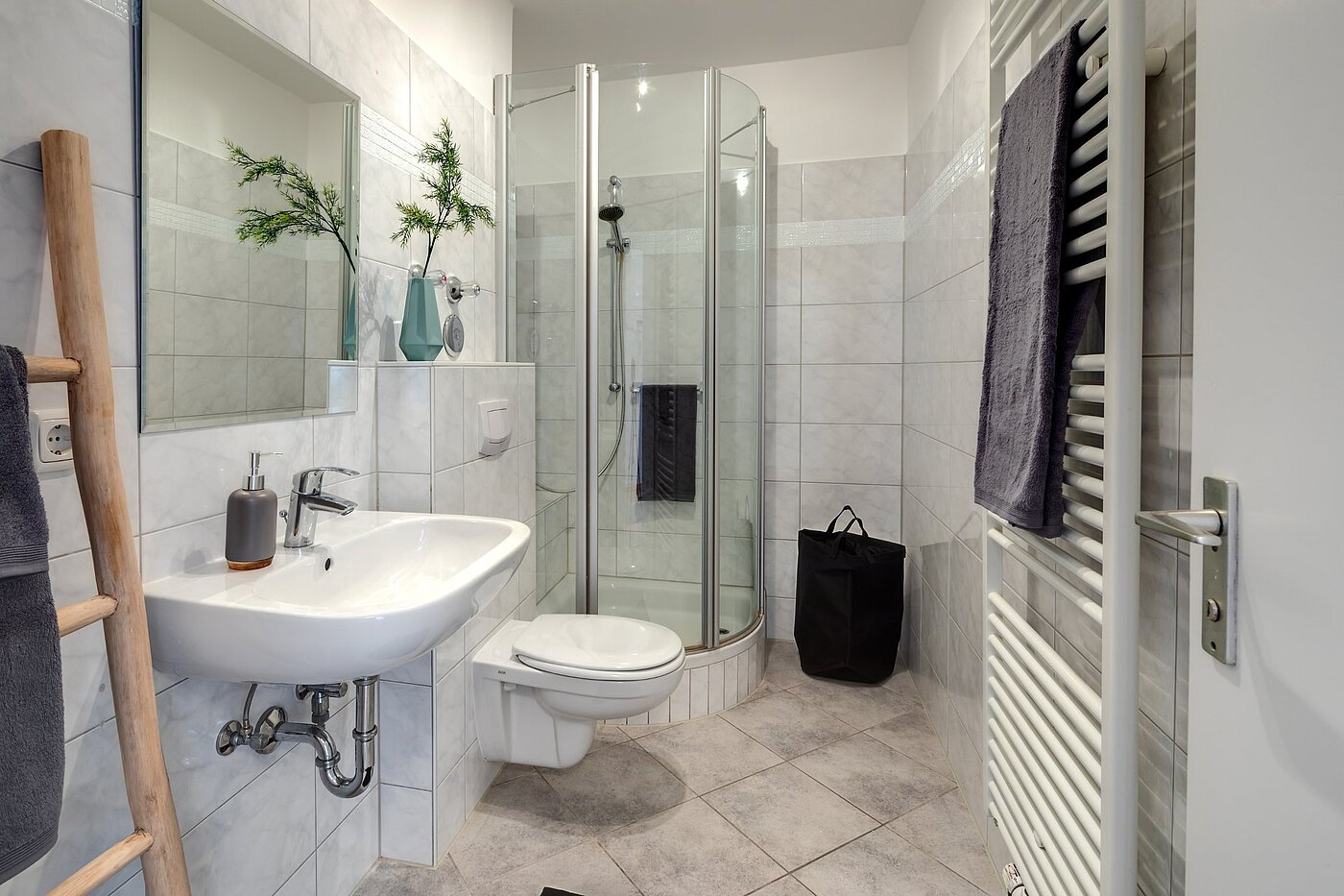 Apartamento de 2 habitaciones | München-Sendling-Westpark | 1811ML1 | Bad