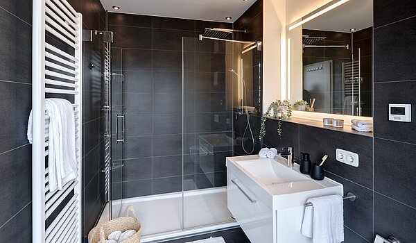 Penthouse de 3.5 habitaciones | München-Oberföhring | 70237 | En Suite Duschbad...