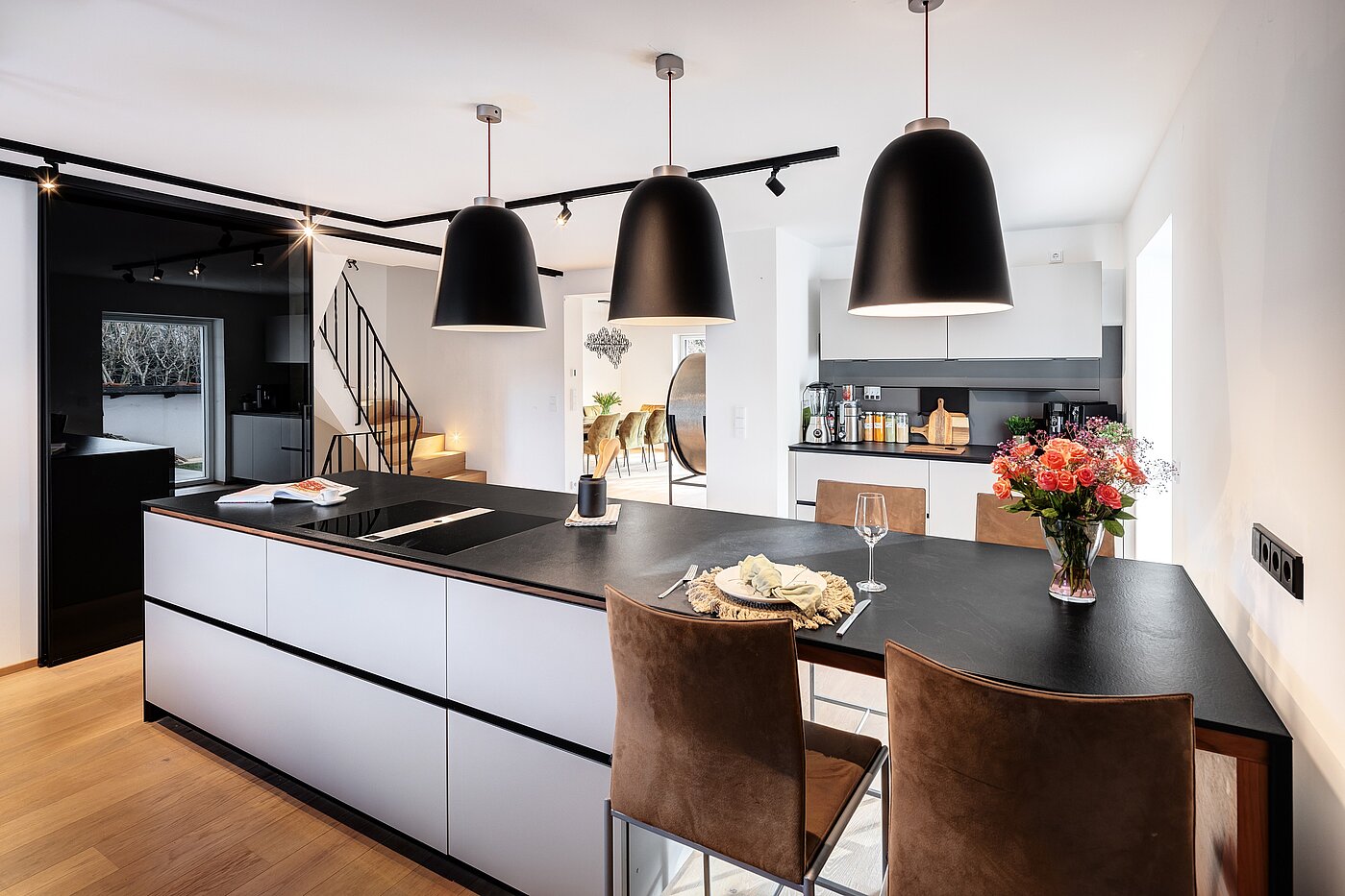 Adosado esquinero de 6 habitaciones | München-Trudering | 70191 | Hochwertige Einbauküche...