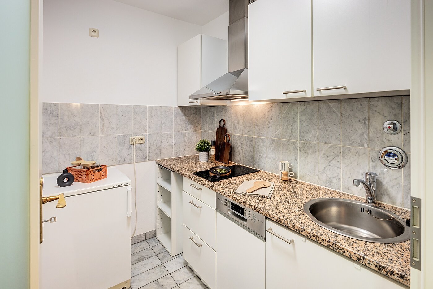 Apartamento de 1 habitación | München-Schwabing | 70249 | ...Küche mit...