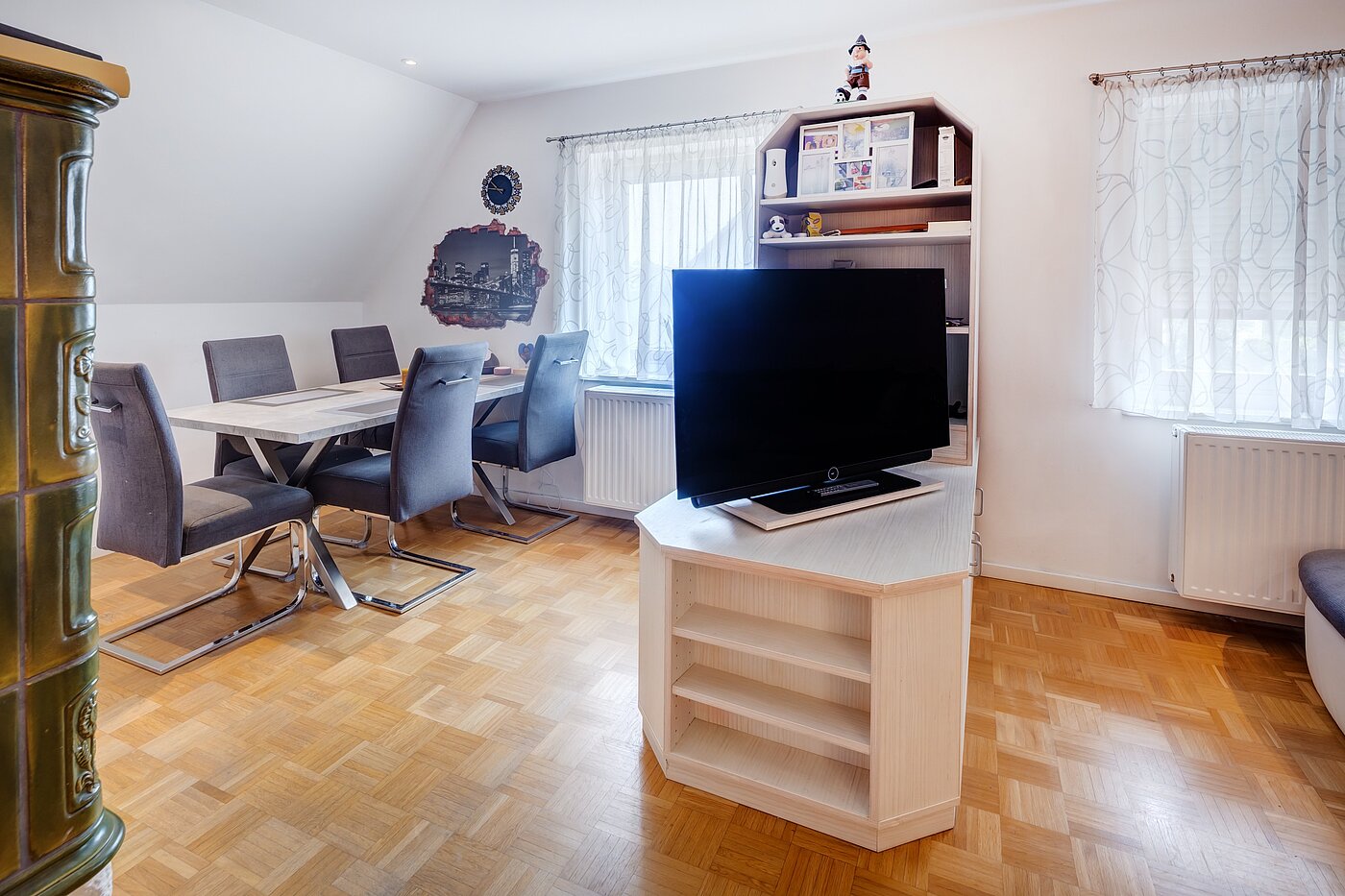 Casa unifamiliar  de 8 habitaciones | 70229 | ...mit Platz zum Essen...