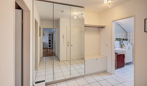 Apartamento de 2 habitaciones | Poing | 70373 | Geräumige...