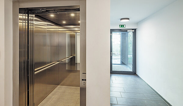 Penthouse de 2 habitaciones | München-Bogenhausen | 70385 | ...Aufzug