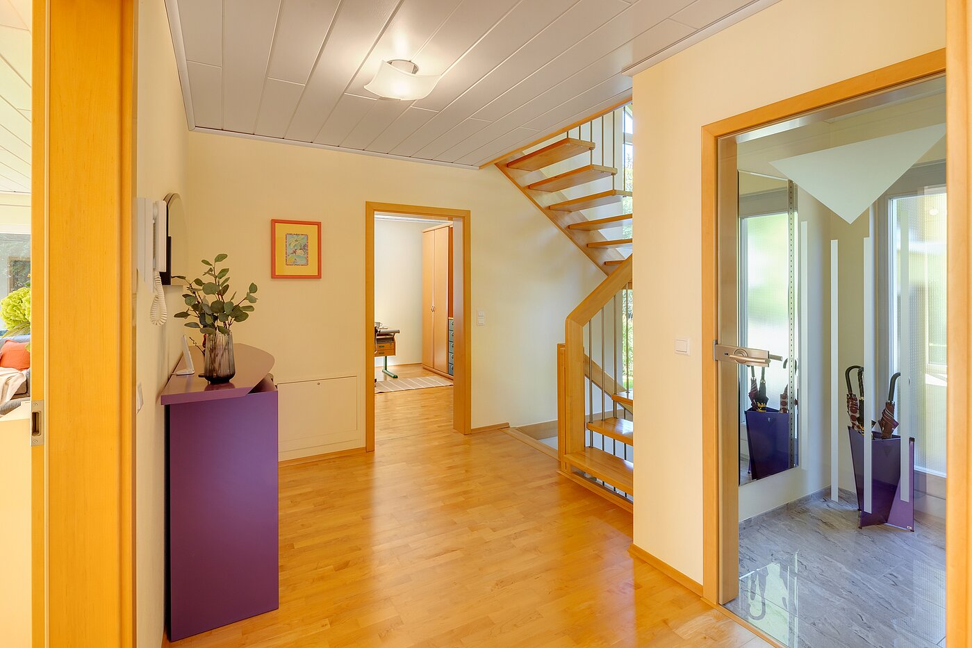 Casa unifamiliar  de 5 habitaciones | Icking | 70438 | Foyer mit Treppe