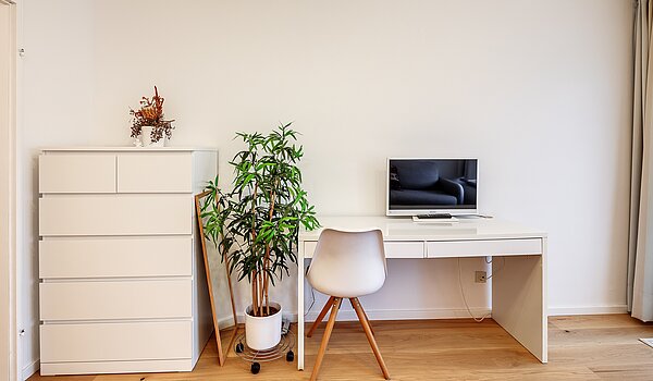 Apartamento de 1 habitación | München-Schwabing | 70475 | ... und kleinem Schreibtisch