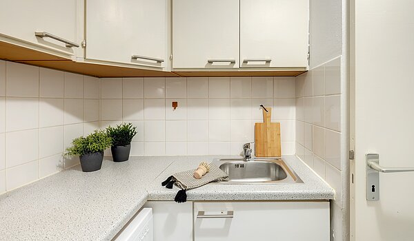 Apartamento de 2 habitaciones | München-Sendling-Westpark | 2204ML2 | Kompakte Küche...