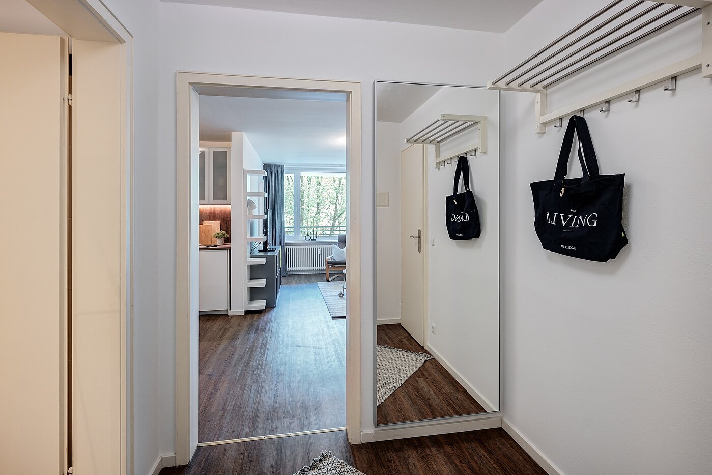 Apartamento de 2 habitaciones | München-Bogenhausen | 70142 | Diele mit Stauraum