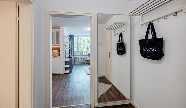 Apartamento de 2 habitaciones | München-Bogenhausen | 70142 | Diele mit Stauraum