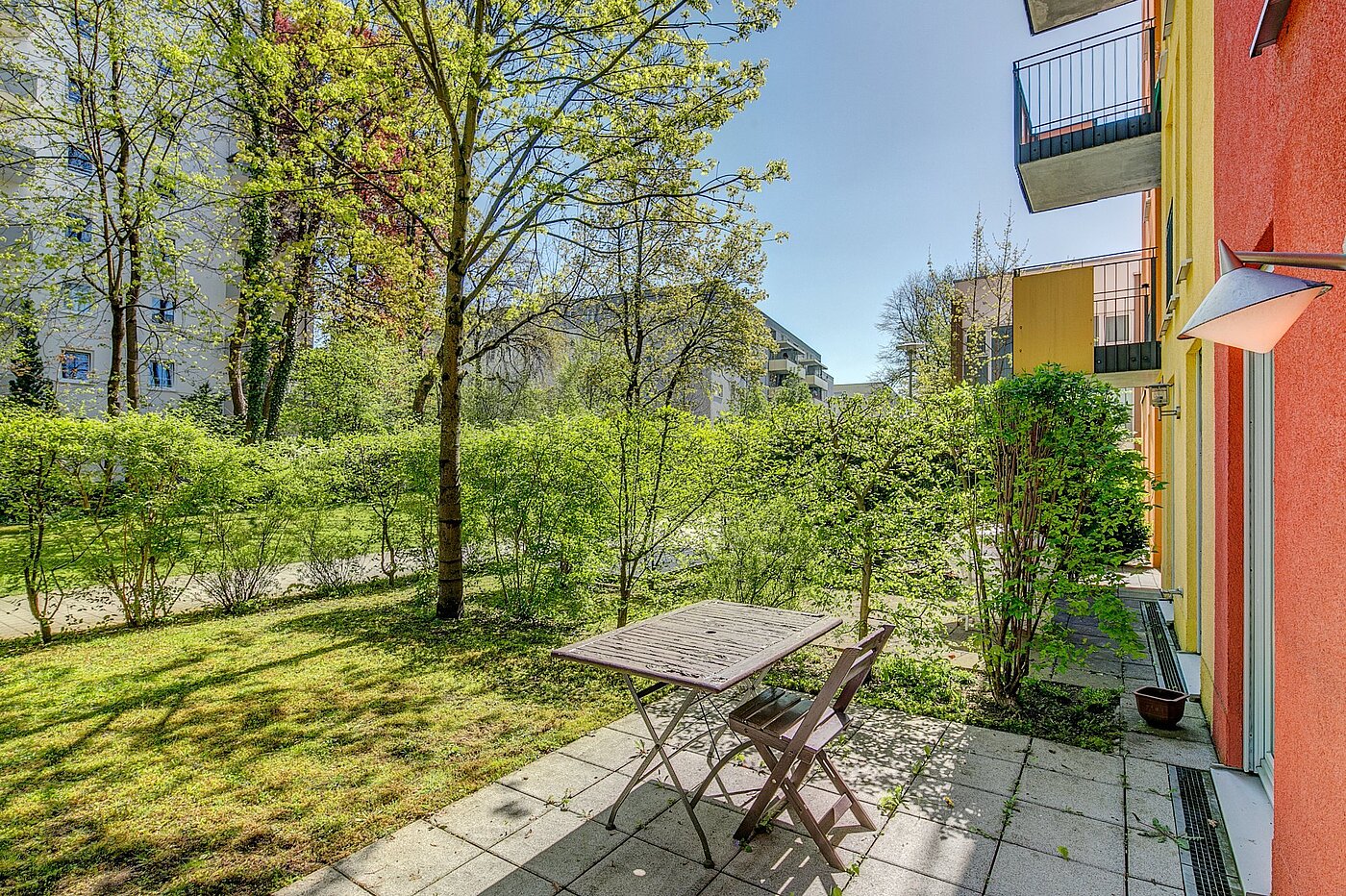 Piso en planta baja de 1.5 habitaciones | München-Ramersdorf | 2004ML6 | Ost-Terrasse mit Garten