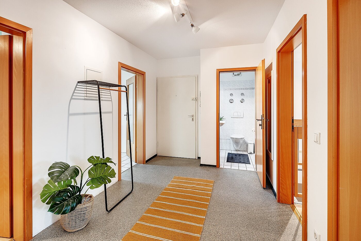 Apartamento de 3 habitaciones | München-Hasenbergl | 2105ML10 | großzügige Diele