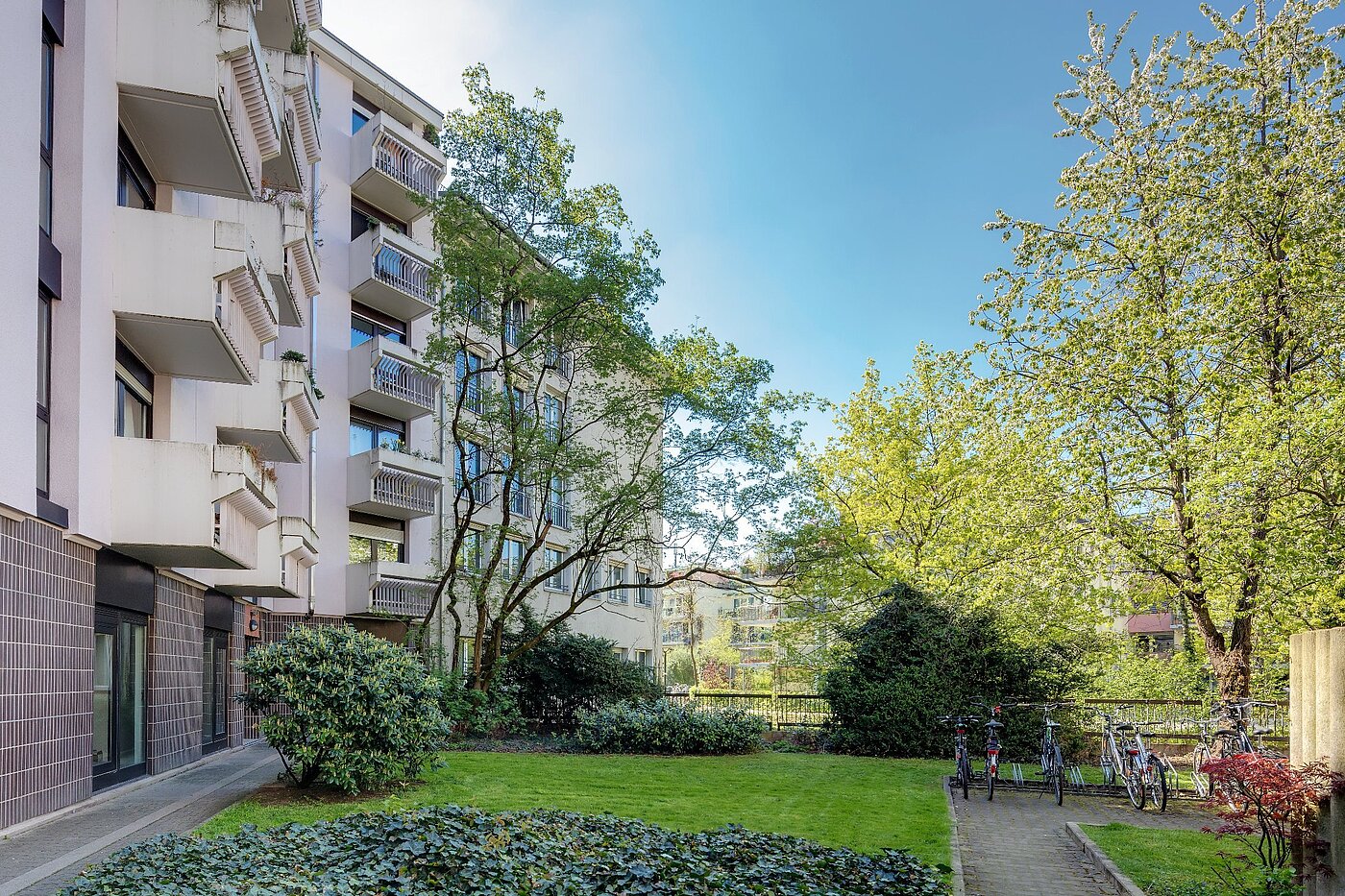 Apartamento de 2 habitaciones | München-Isarvorstadt | 1804ML1 | Begrünter Innenhof