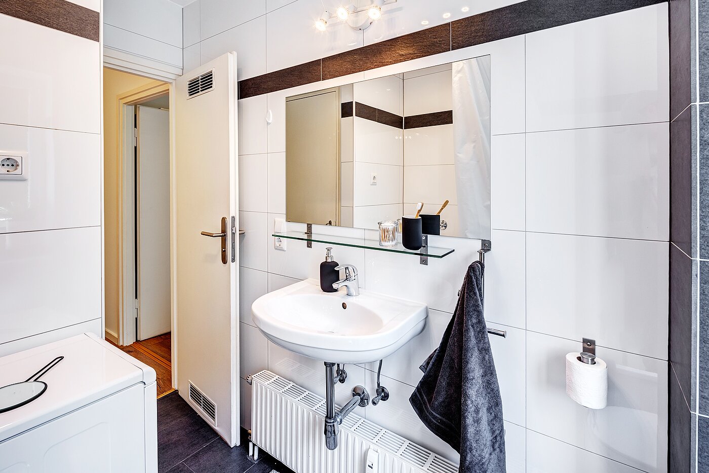 Apartamento de 2.5 habitaciones | München-Berg am Laim | 70030 | Tageslichtbad mit...