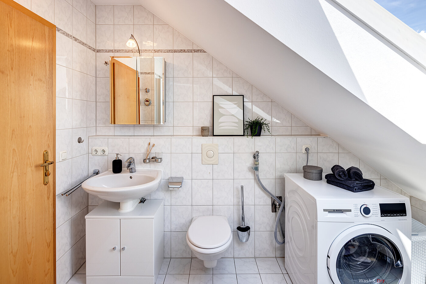 Apartamento de 2 habitaciones | Unterschleißheim | 70138 | Geräumiges Bad mit...