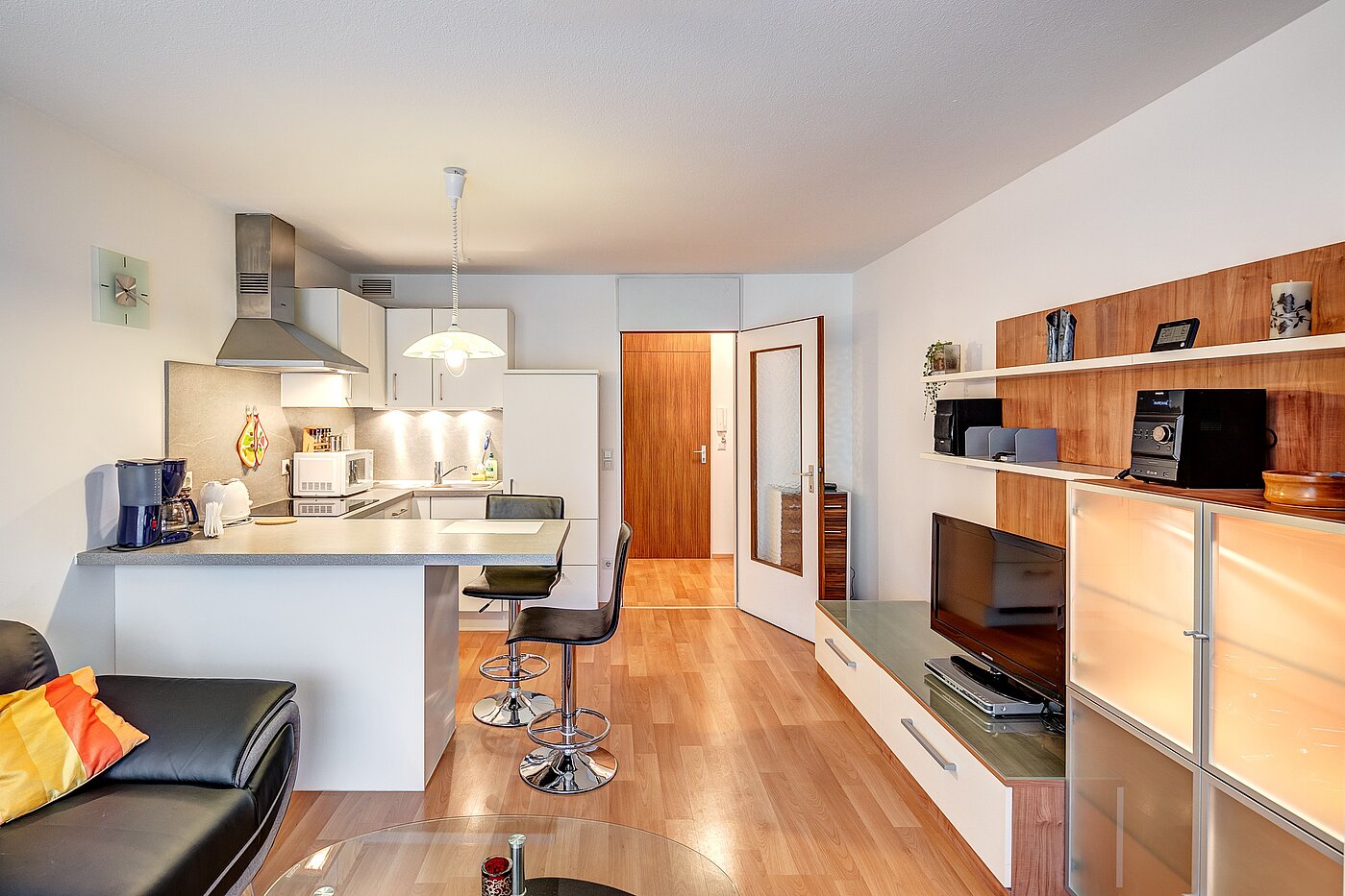 Apartamento de 1 habitación | München-Berg am Laim | 2207ML6 | ...und integriertem Kochbereich