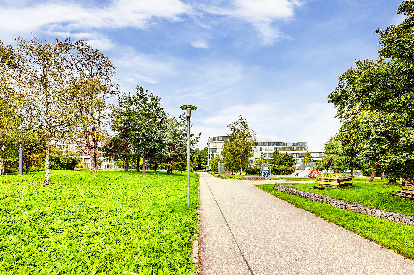 Apartamento de 2 habitaciones | München-Schwabing | 70153 | Viele Grünflächen innerhalb der Parkstadt