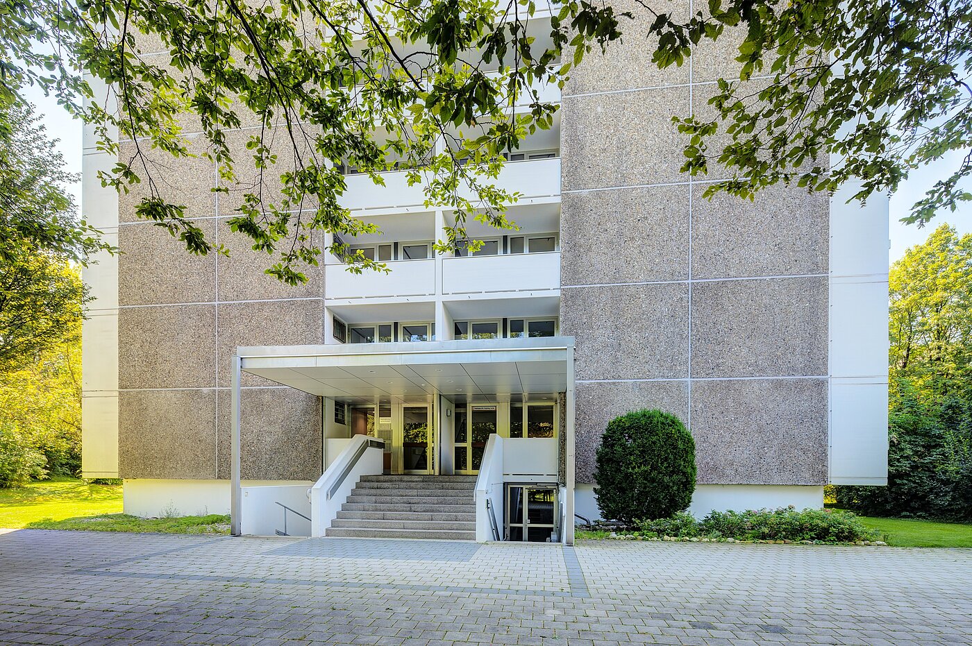 Apartamento de 3 habitaciones | München-Bogenhausen | 70261 | Eingang