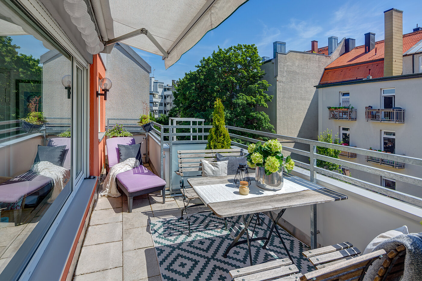 Apartamento de 1 habitación | München-Schwabing | 70449 | Südterrasse mit Markise