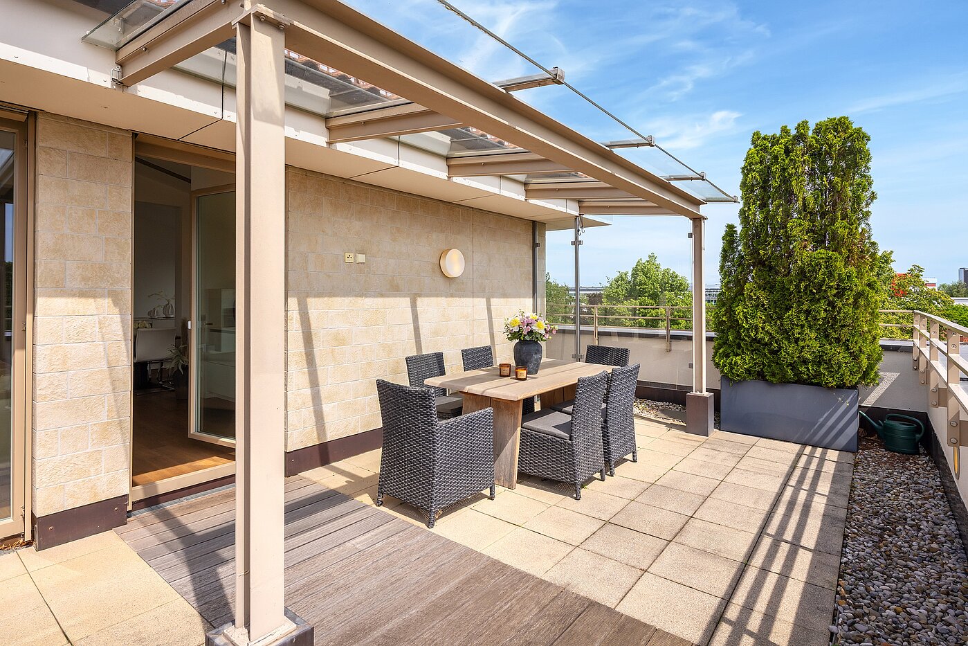 Penthouse de 3.5 habitaciones | München-Oberföhring | 70237 | ...mit überdachtem Patio...