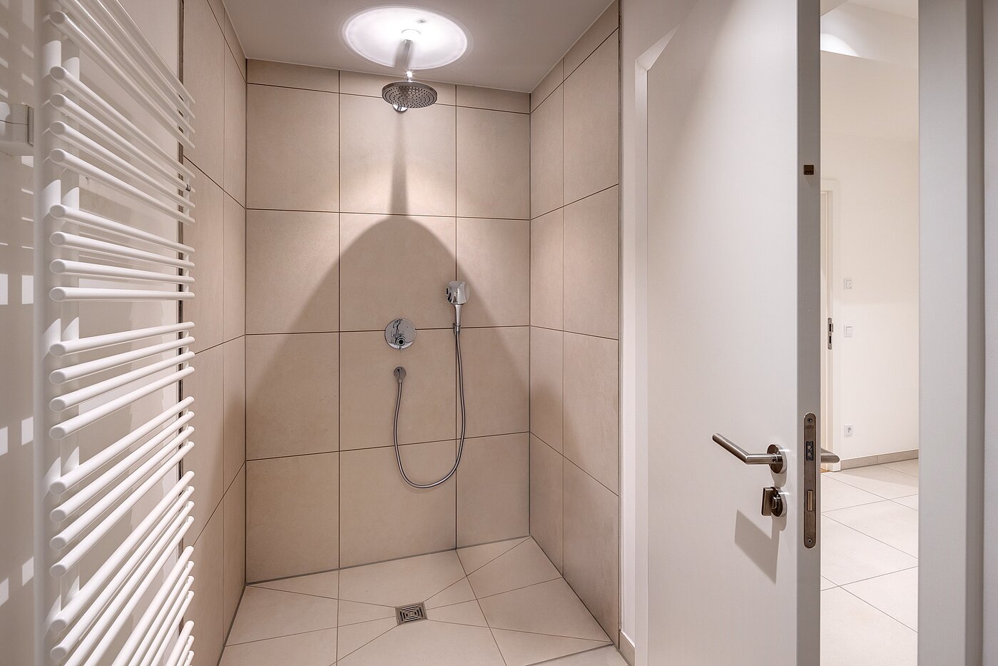 Piso con terraza  de 3 habitaciones | München-Harlaching | 70371 | Duschbad