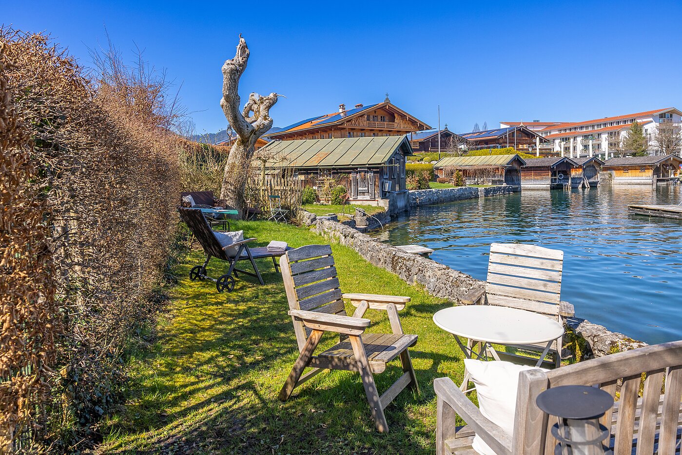Mehrfamilienhaus de 11 habitaciones | Rottach-Egern | 70215 | zum gemütlichen verweilen