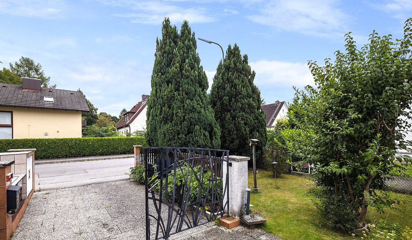 Grundstücke | 496m² | Germering | 1607ML5 | Zufahrt Parkplatz