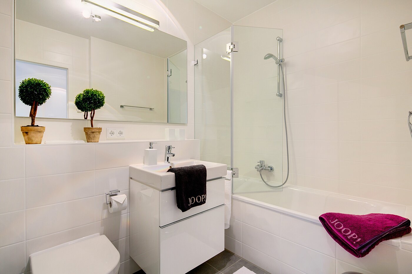 Apartamento de 2 habitaciones | München-Maxvorstadt | 70023 | Bad mit Badewanne...