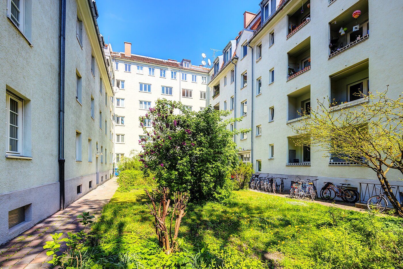 Apartamento de 2 habitaciones | München-Sendling | 70220 | Innenhof