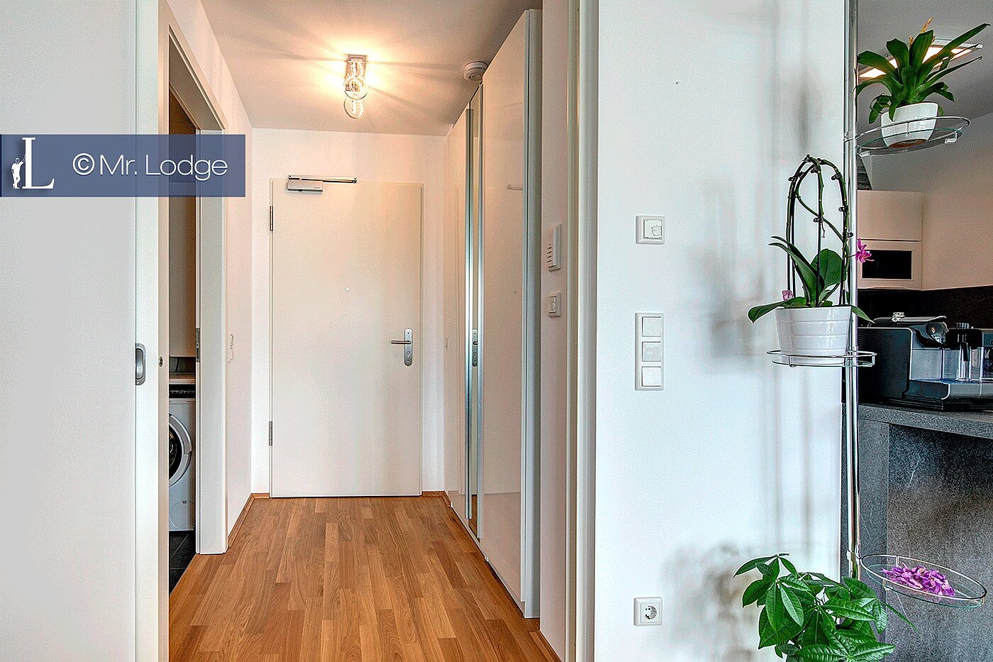 Apartamento de 2 habitaciones | München-Sendling-Westpark | 1801ML3 | Flur mit Einbauschrank