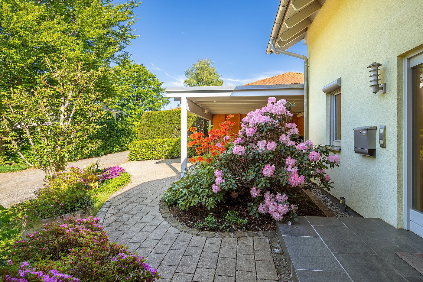 Casa unifamiliar  de 5 habitaciones | Icking | 70438 | Blühender Vorgarten