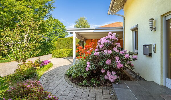 Casa unifamiliar  de 5 habitaciones | Icking | 70438 | Blühender Vorgarten