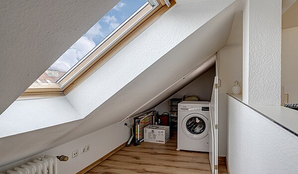 Piso ático de 4.5 habitaciones | München-Ludwigsvorstadt | 70461 | Wohnen / Essen
