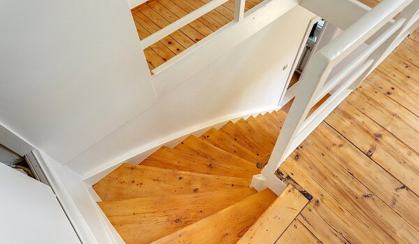 Bauernhaus de 9 habitaciones | Hohenschäftlarn | 1805ML4 | Treppe Haus 1