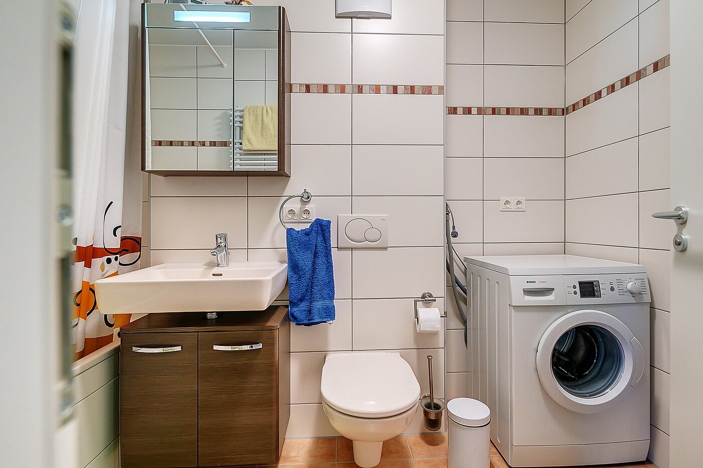 Apartamento de 2 habitaciones | München-Milbertshofen | 2004ML3 | Bad mit Wanne