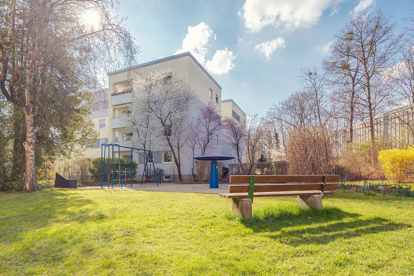 Apartamento de 4 habitaciones | München-Hadern | 2003ML2 | ...mit Spielplatz