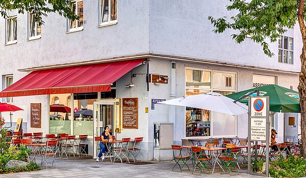 Piso ático de 1 habitación | München-Sendling | 700402 | Restaurants & Geschäfte