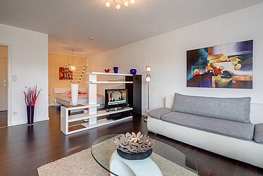 Haidhausen: Piso en alquiler de 1,5 habitaciones con vistas al tranquilo y frondoso patio interior