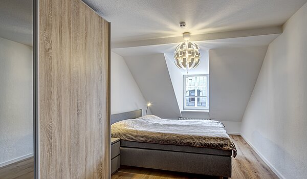 Piso ático de 4.5 habitaciones | München-Ludwigsvorstadt | 70461 | Schlafen 2