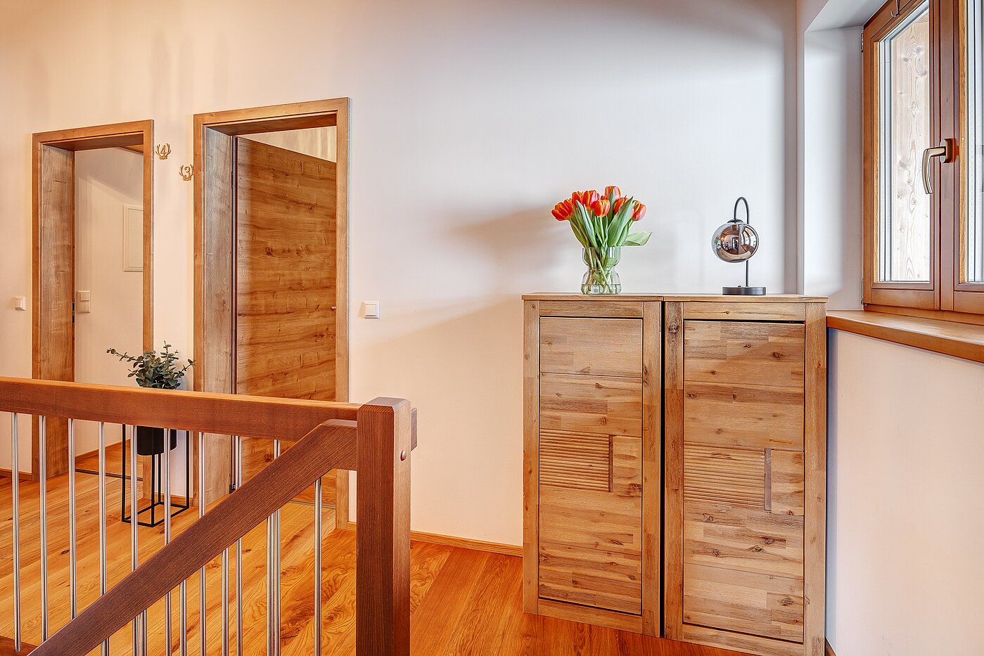 Apartamento de 6 habitaciones | 70095 | Flur Obergeschoss