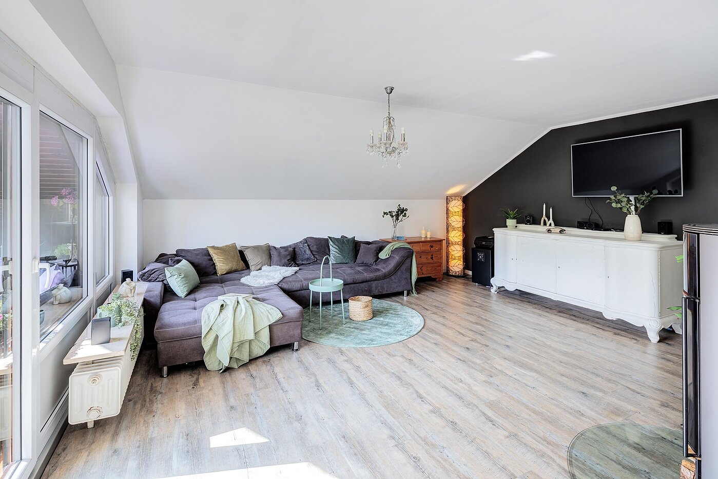Piso ático de 3 habitaciones | Karlsfeld | 70217 | ...unterm Dach...