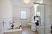 Propiedad especial de 9 habitaciones | 70406 | Bad 1 Obergeschoss | Thumbnail