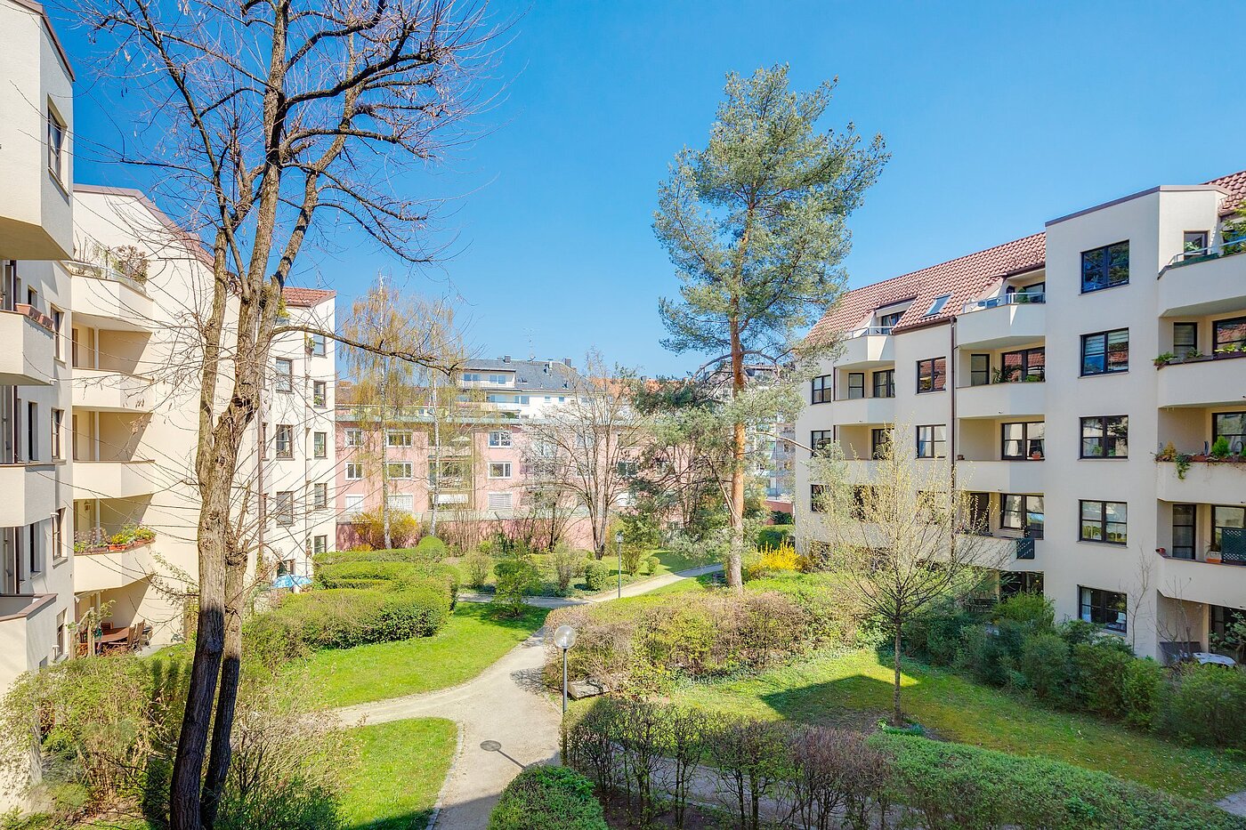 Apartamento de 2 habitaciones | München-Neuhausen | 2003ML5 | ...zum grünen Innenhof