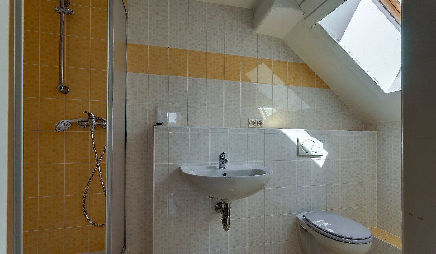 Bauernhaus de 9 habitaciones | Hohenschäftlarn | 1805ML4 | Duschbad DG