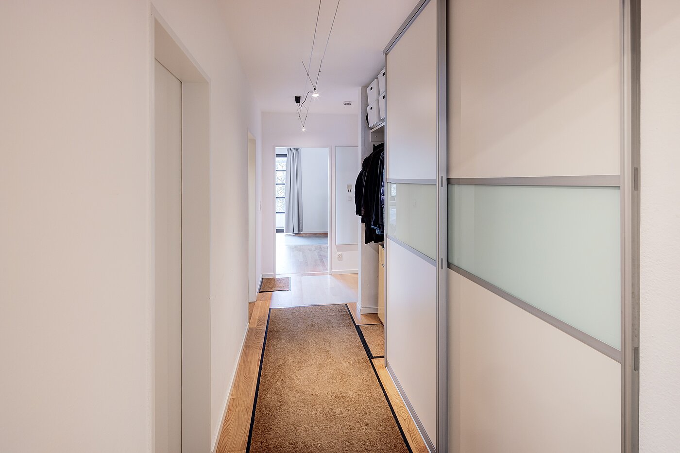 Apartamento de 2 habitaciones | 70206 | ...Stellfläche