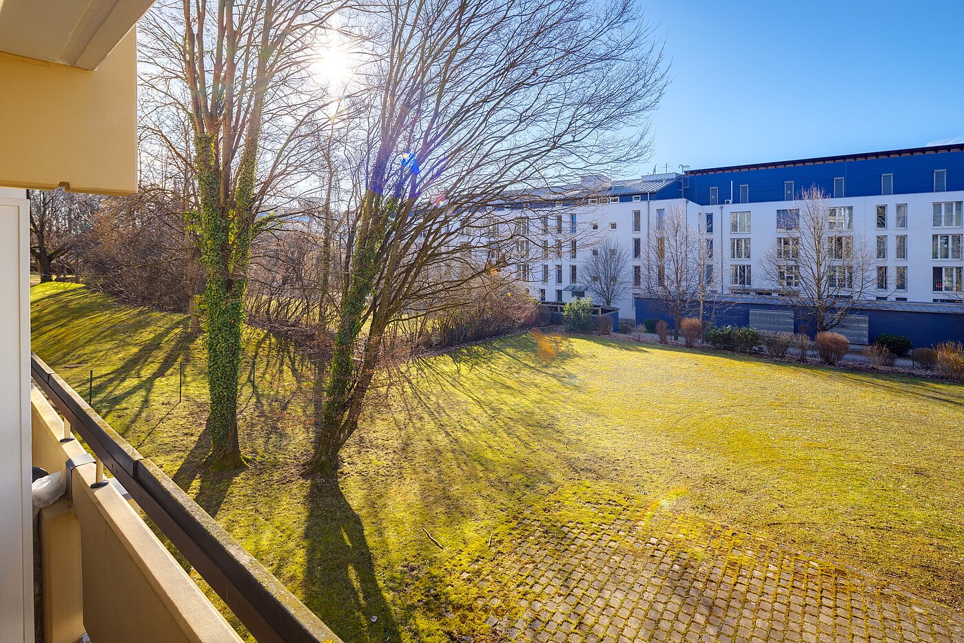 Apartamento de 1 habitación | Herrsching am Ammersee | 2302ML2 | Blick in den Garten