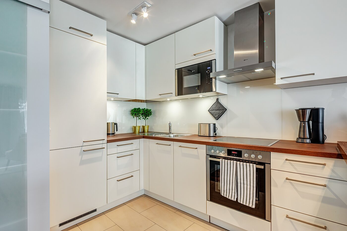 Apartamento de 2 habitaciones | München-Schwabing | 70434 | ...hochwertiger Einbauküche...